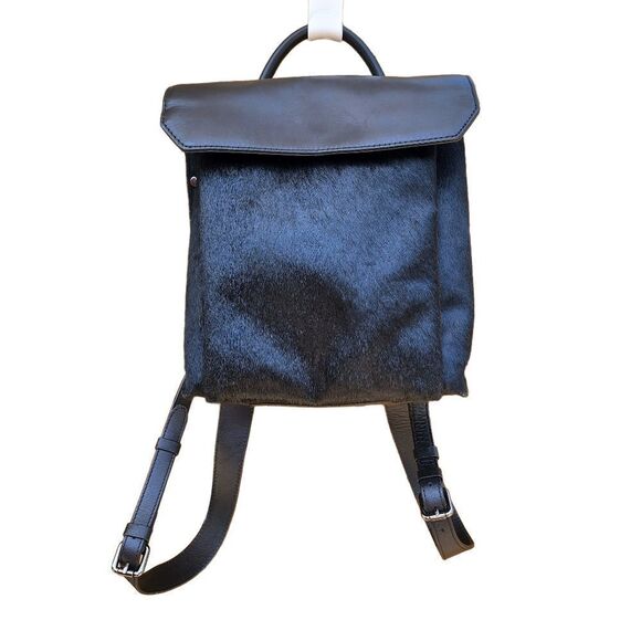 Kenneth Cole Women's Leather and Calf Backpack Purse - Picture 1 of 9